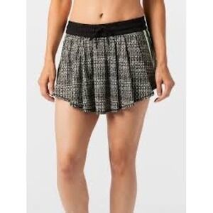 NWT Lucky in Love Tennis Skort Women Size L Black White Neon Stripe EUC  Active